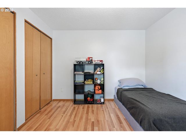 6714 Se ARIEL St, Hillsboro, OR 97123