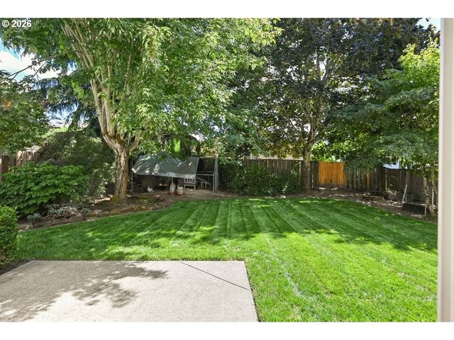 6714 Se ARIEL St, Hillsboro, OR 97123