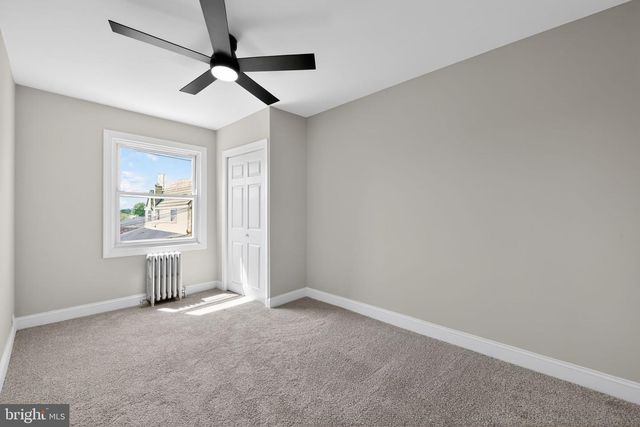 22 SUMMIT ST, Darby, PA 19023
