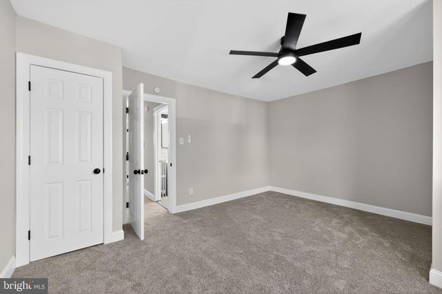 22 SUMMIT ST, Darby, PA 19023