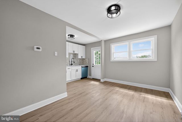 22 SUMMIT ST, Darby, PA 19023