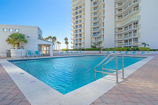 16485 Collins Ave PH35C, Sunny Isles Beach, FL 33160