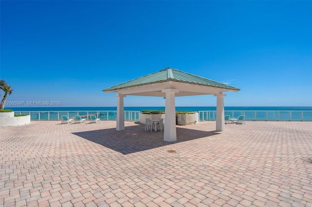 16485 Collins Ave PH35C, Sunny Isles Beach, FL 33160
