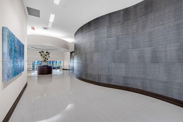 16485 Collins Ave PH35C, Sunny Isles Beach, FL 33160