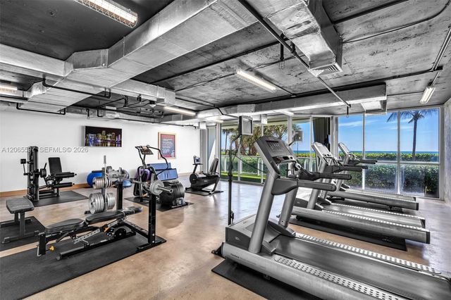 16485 Collins Ave PH35C, Sunny Isles Beach, FL 33160