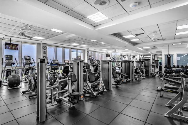 16485 Collins Ave PH35C, Sunny Isles Beach, FL 33160