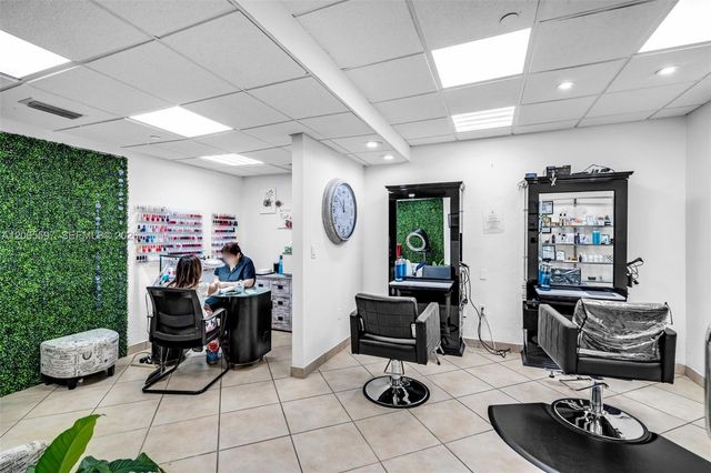 16485 Collins Ave PH35C, Sunny Isles Beach, FL 33160