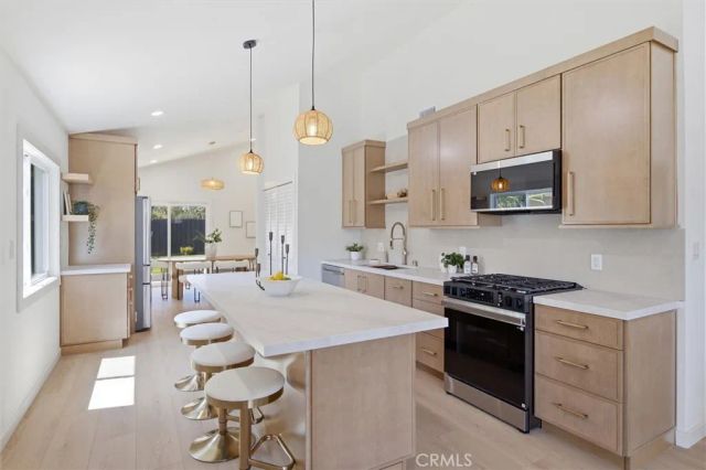 27332 Las Nieves, Mission Viejo, CA 92691