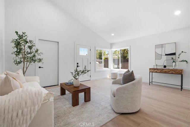 27332 Las Nieves, Mission Viejo, CA 92691
