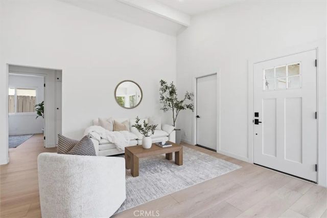 27332 Las Nieves, Mission Viejo, CA 92691