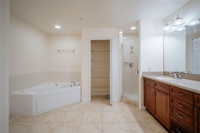 6336 BUFORD STREET 201, Orlando, FL 32835