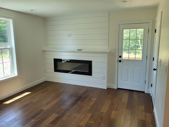 267 South Main Street, Hopedale, MA 01747
