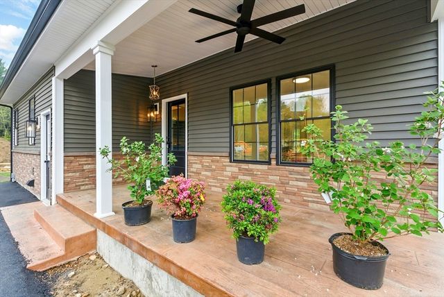267 South Main Street, Hopedale, MA 01747