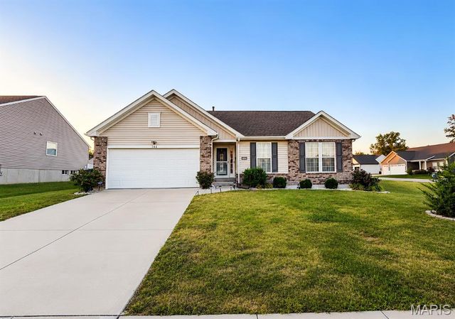 146 Winter Wheat Trail, Pacific, MO 63069