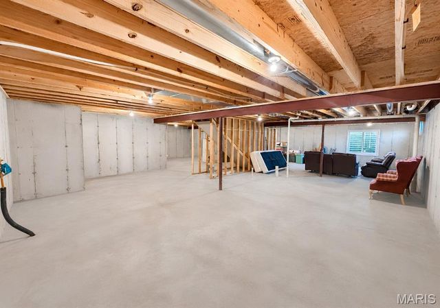 146 Winter Wheat Trail, Pacific, MO 63069