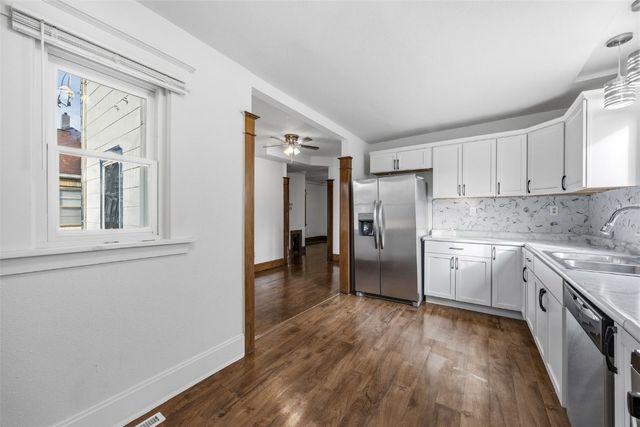 1711 Blake Boulevard SE, Cedar Rapids, IA 52403