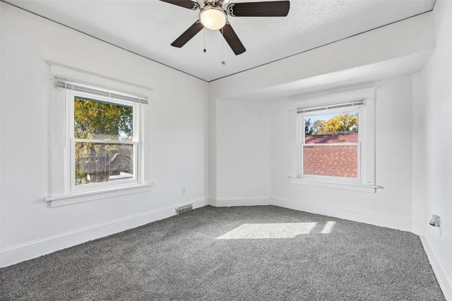 1711 Blake Boulevard SE, Cedar Rapids, IA 52403