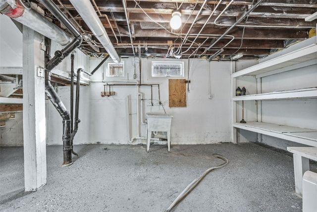 1711 Blake Boulevard SE, Cedar Rapids, IA 52403