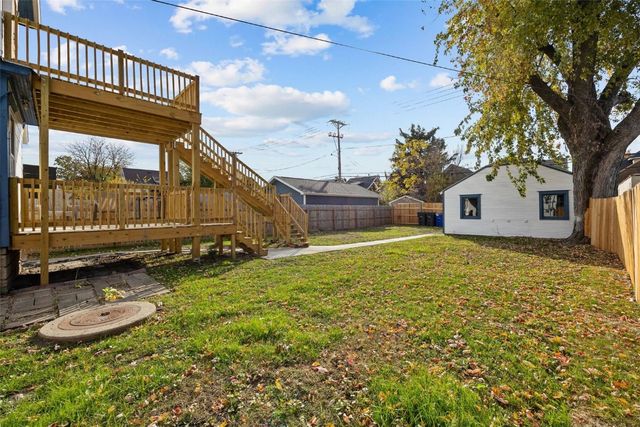 1711 Blake Boulevard SE, Cedar Rapids, IA 52403