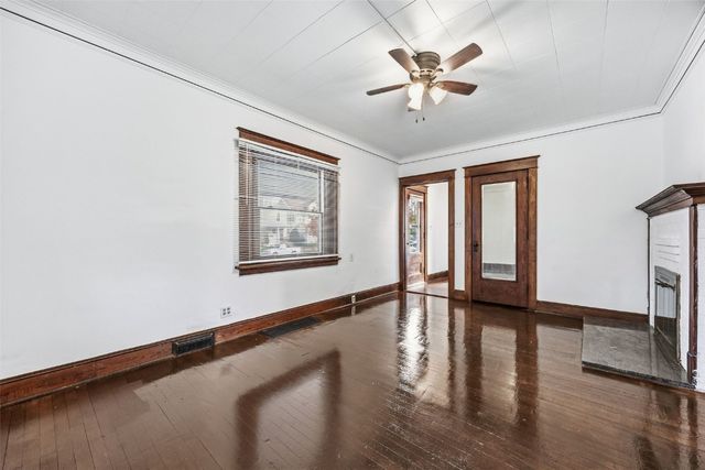 1711 Blake Boulevard SE, Cedar Rapids, IA 52403