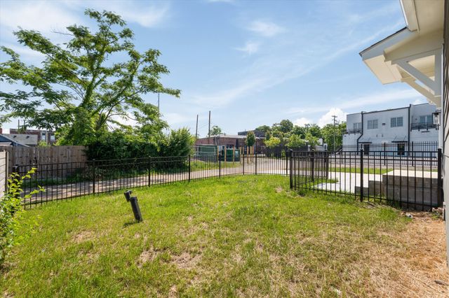 1802B 10th Ave, N, Nashville, TN 37208