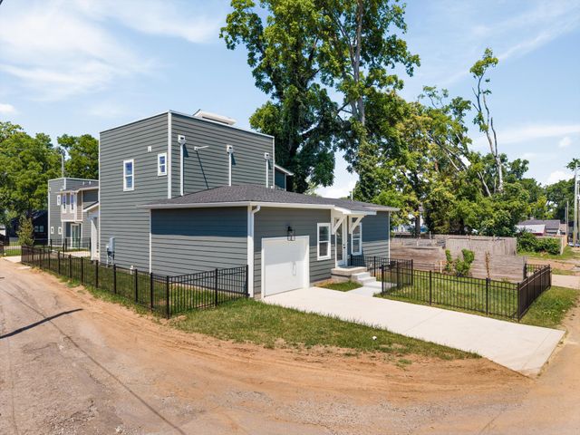 1802B 10th Ave, N, Nashville, TN 37208
