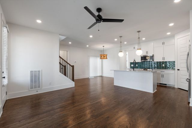 1802B 10th Ave, N, Nashville, TN 37208