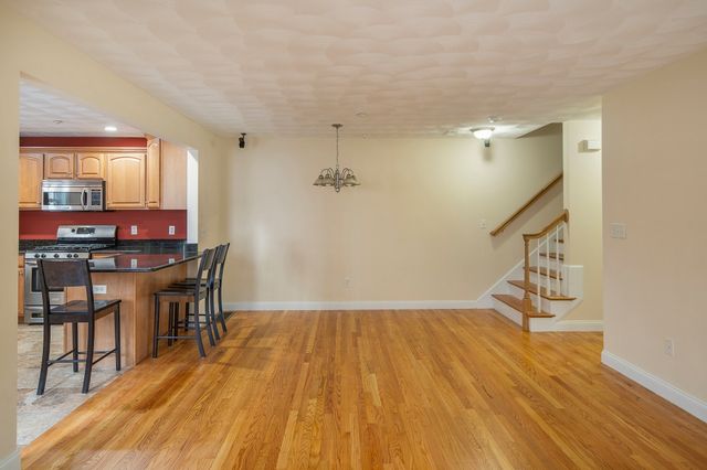 824 Main St. 3, Wakefield, MA 01880