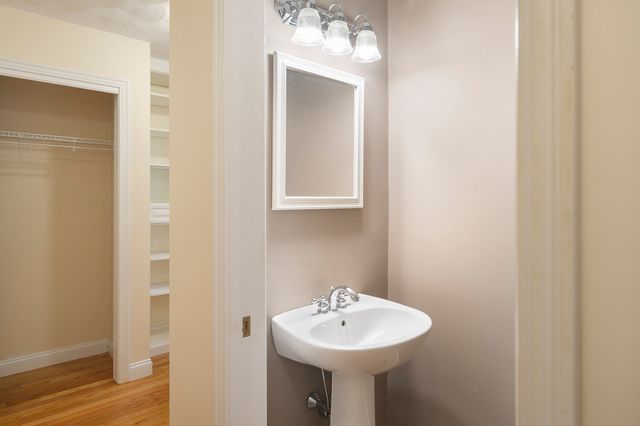 824 Main St. 3, Wakefield, MA 01880