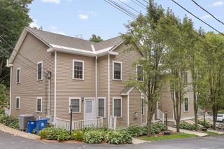 824 Main St. 3, Wakefield, MA 01880