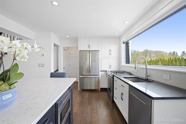 728 Wilderness Ridge Drive, Douglas, MI 49406