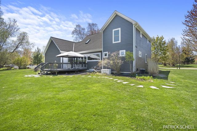 728 Wilderness Ridge Drive, Douglas, MI 49406