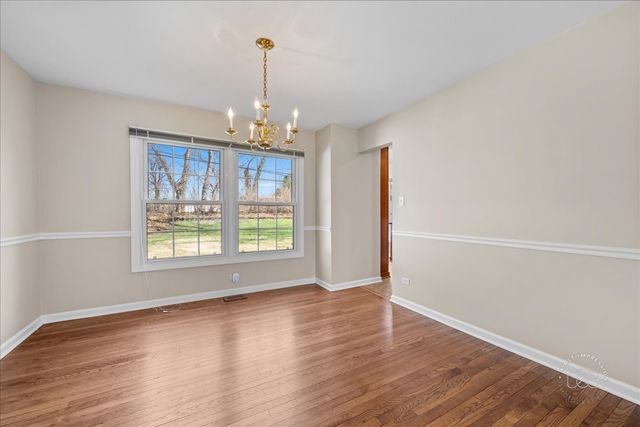 21W080 22nd Street, Lombard, IL 60148