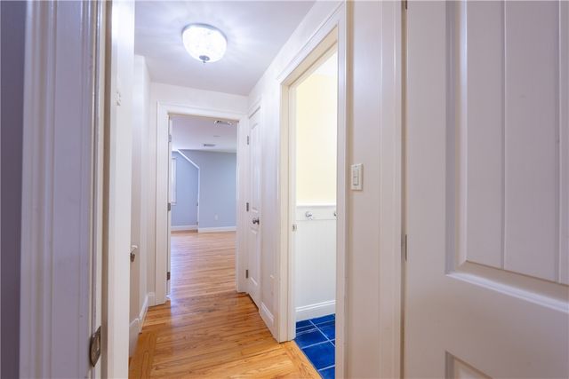 48 Pleasant Street, Portsmouth, RI 02871