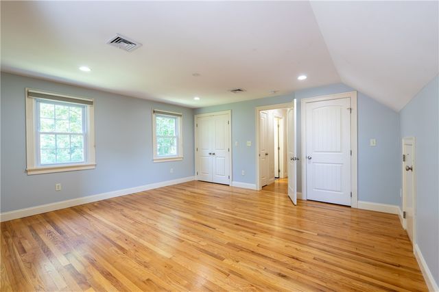 48 Pleasant Street, Portsmouth, RI 02871