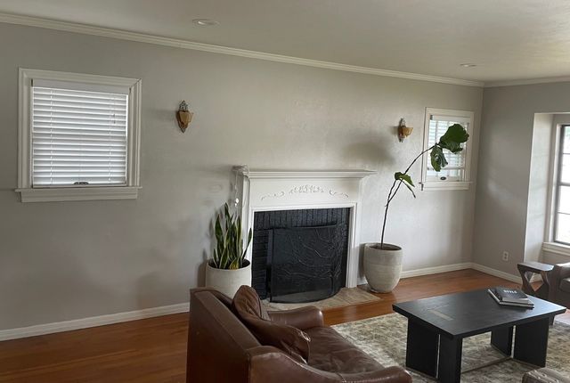 3444 Rogers Avenue, Fort Worth, TX 76109