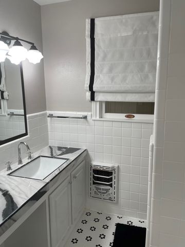 3444 Rogers Avenue, Fort Worth, TX 76109