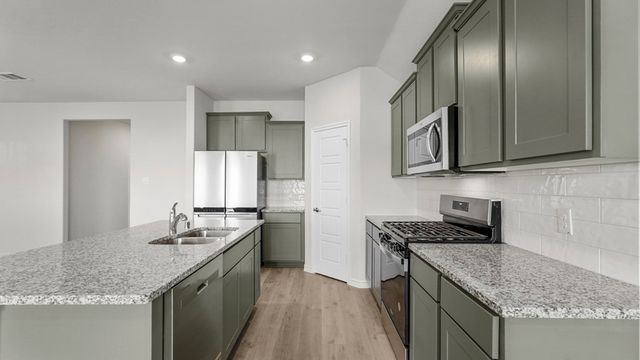 754 Hart Leaf Lane, Lavon, TX 75166