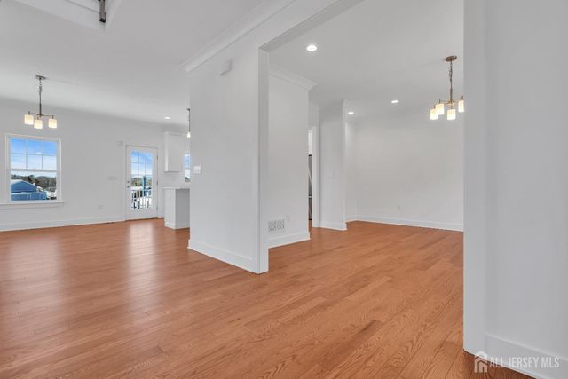 51 Pennsylvania Avenue, Off Island, NJ 08758