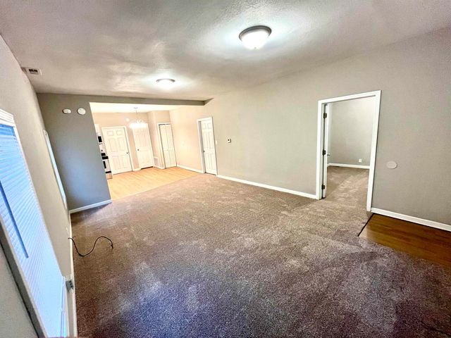 1550 S Water St, Wichita, KS 67213