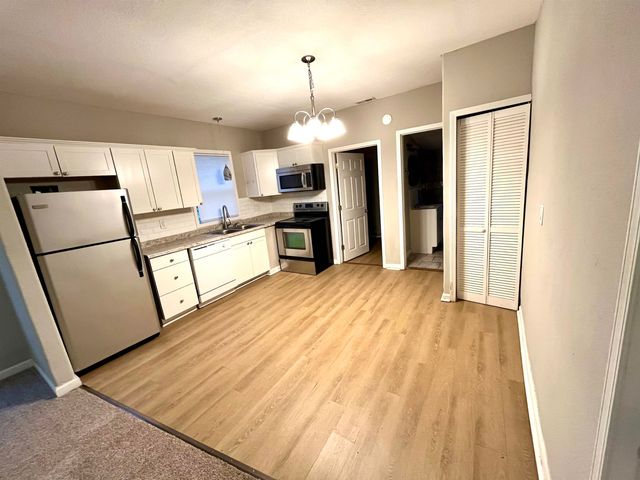 1550 S Water St, Wichita, KS 67213