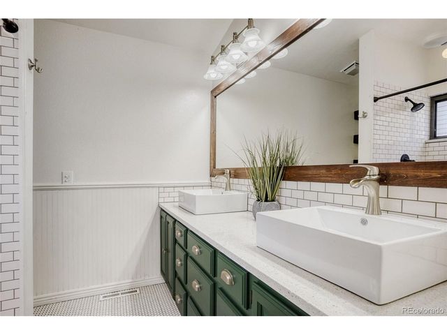 7294 S Crescent Dr, Littleton, CO 80120