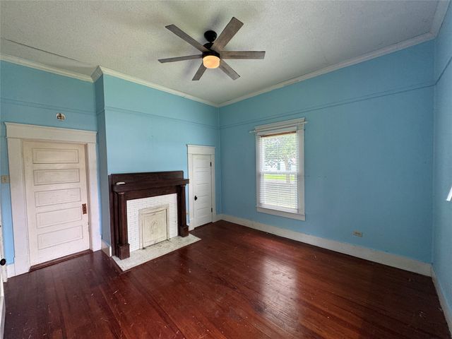 703 N Parmele Street, Leonard, TX 75452