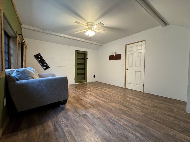 703 N Parmele Street, Leonard, TX 75452