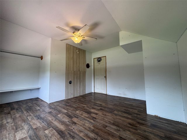 703 N Parmele Street, Leonard, TX 75452
