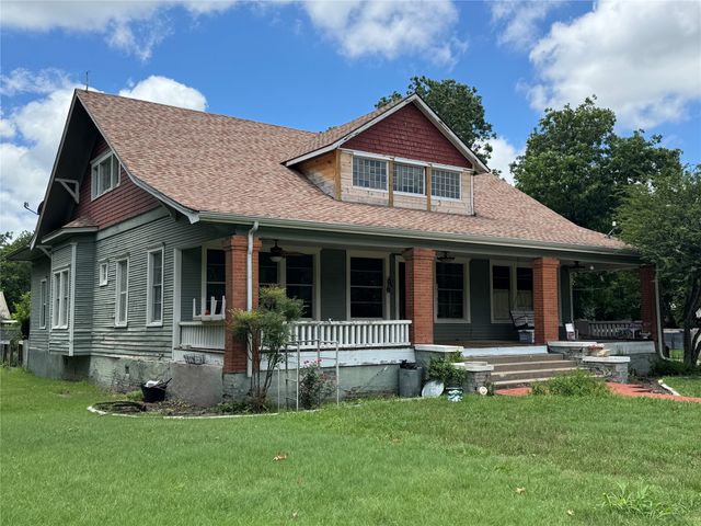 703 N Parmele Street, Leonard, TX 75452