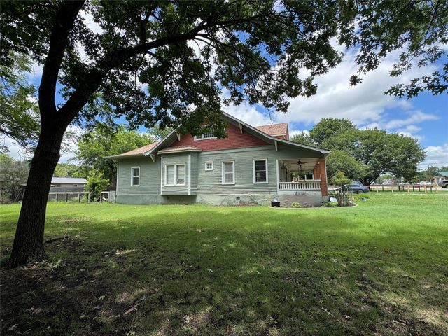 703 N Parmele Street, Leonard, TX 75452