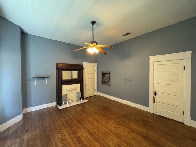 703 N Parmele Street, Leonard, TX 75452