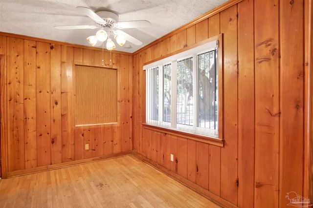 533 Ditmar St, Pensacola, FL 32503