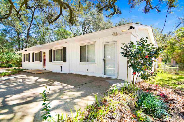 533 Ditmar St, Pensacola, FL 32503